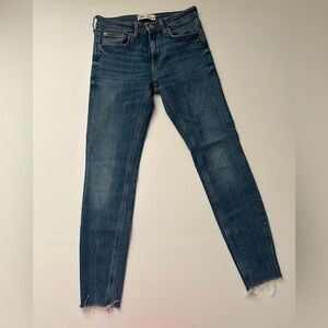 Zara Women’s Dark Blue Skinny Jeans size 6 Pre-Owned